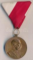 1898. Jubileumi Emlékérem Polgári Alkalmazottak Számára Br kitüntetés mellszalaggal T:1-,2 ph. Hungary 1898. Commemorative Jubilee Medal for the Civil State Officials Br decoration with ribbon C:AU,XF edge error NMK 250.