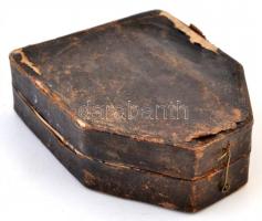 cca 1710-1760 Összecsukható, állítható ekvatoriális (egyenlítői) napóra iránytűvel, a főbb európai v...