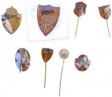 8db-os iskolai jelvény és kitűző tétel, közte "Petőfi Sándor Gimnázium", "Jászapáti G...