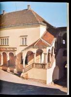 Szelényi Károly: Tokaj és vidéke. Táj változó fényben. Lázár István bevezetőjével.Bp., 1981, Corvina...