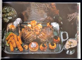 Vegyes szakácskönyv tétel, 2 db:
Félszáz régi magyar vadétel Gundel Imre válogatásában 1834-1894. B...