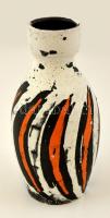 Gorka Lívia (1925-2011): Fekete-sárga csíkos váza, festett, mázas kerámia, jelzett, apró máz hiánnyal a tetején, m: 19,5 cm