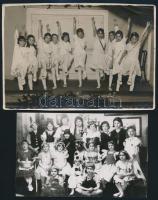 cca 1900-1930 8 db amatőr és gyermek színházi fotó, 11x8 és 17x23 cm közti méretben