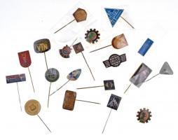 ~1960-1980. 36db-os vegyes magyar, üzem, manufaktúra, gyár tematikájú jelvény és kitűző tétel, közte...