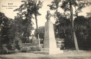 Arad, Ferenc József szobor a várban / statue in the caste park (Rb)