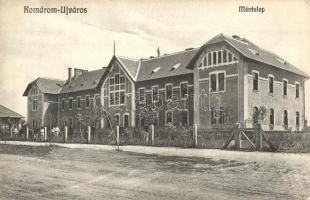 Komárom, Komárno; Újváros, méntelep, legénységi laktanya, L. H. Pannonia kiadása / stud farm, crew barracks (EK)