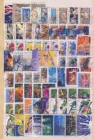 Ausztrália 1931-2004 143 klf. bélyeg berakólapon, jobb értékekkel és sok újdonsággal