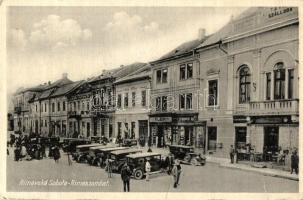 Rimaszombat, Rimavska Sobota; tér, Szálloda, Klein üzlete, autómobilok / square, hotel, shop, automobiles "1938 Rimaszombat visszatért" So. Stpl