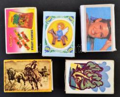 Kis vegyes gyufásdoboz tétel: 26 db magyar, 23 db külföldi, 1 db kandallógyújtó + 10 db felvágatlan ...