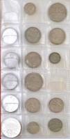 32db-os vegyes magyar és külföldi érme és érem tétel albumban, használt állapot, az album gerince sé...