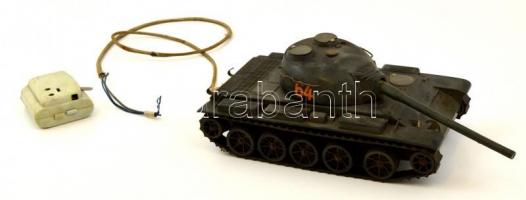 Retro távirányítós tank (T-64), nem müködik, kis sérülésekkel, h:27 cm, 14×24 cm