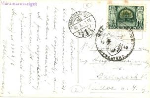 1940 Máramarossziget, Sighetu Marmatiei; Utcarészlet, bevonulás, lovaskatona virágcsokorral / street...