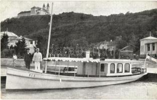 1930 Balatonfüred, Rex motoros hajó, automobil, Szabó Imre fényképész felvétele, tulajdonos Szakács József a hajóorron (EK)