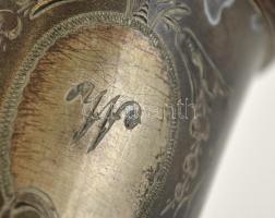 Ezüst (Ag.) keresztelő pohár, jelzett, "W" monogrammal, apró horpadással, m:7 cm, nettó:39...