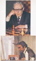 11 db MODERN szovjet sakk világbajnok sorozatos motívumlap, saját tokjában. 1982 / 11 modern Soviet ...