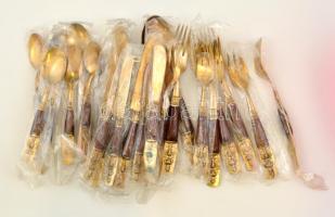 24 db keleti motívumos fém evőeszköz, jó állapotban