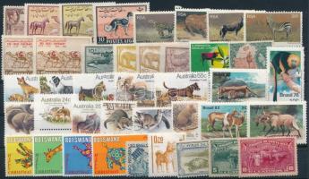 Állat motívum 40 klf bélyeg, közte néhány háború előtti falcos, Animals 40 stmps, some hinged