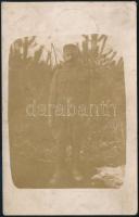 1917 A 83. k. u. k. gyalogezred katonája, fotólap, postán megküldve, 14×9 cm