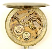 Nagyméretű Doxa zsebóra lánccal. d: 7 cm. Nem működik