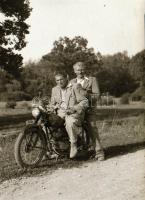 cca 1958 Motoros felvételek, 3 db szabadon felhasználható vintage negatív, 6x6 cm és 6x9 cm