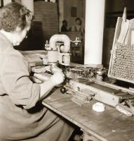 cca 1962 Eger, Dohánygyár, 21 db szabadon felhasználható vintage negatív, 6x6 cm