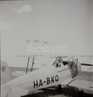 cca 1960 Budaörsi reptér, 7 db szabadon felhasználható vintage negatív, 6x6 cm