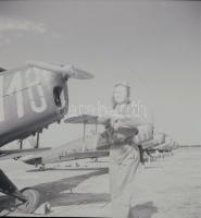 cca 1960 Budaörsi reptér, 7 db szabadon felhasználható vintage negatív, 6x6 cm