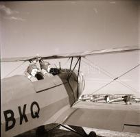 cca 1960 Budaörsi reptér, 7 db szabadon felhasználható vintage negatív, 6x6 cm