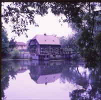 cca 1975 Túristvándi vízimalom, 2 db szabadon felhasználható vintage diapozitív felvétel. 6x6 cm