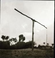 cca 1935 Békéscsaba környéki tanyák, 13 db szabadon felhasználható vintage negatív Thöresz Dezső (19...