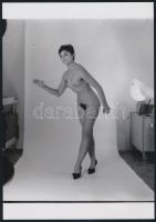 cca 1972 Szombat délutáni program a lakótelepen, 3 db szolidan erotikus fénykép, vintage negatívokról készült mai nagyítás, 25x18 cm / 3 erotic photos, 25x18 cm