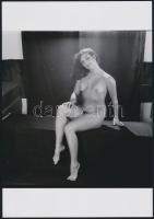 cca 1976 Bikinivonal, 3 db szolidan erotikus fénykép, vintage negatívokról készült mai nagyítások, 25x18 cm / 3 erotic photos, 25x18 cm