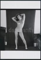 cca 1976 Bikinivonal, 3 db szolidan erotikus fénykép, vintage negatívokról készült mai nagyítások, 2...