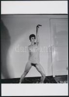 cca 1970 Örömös fényképek, 4 db szolidan erotikus fénykép, vintage negatívokról készült mai nagyítás...