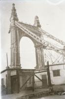 1946 Budapest, a felrobbantott Erzsébet híd pesti maradéka, vintage üveglemez negatív Fekete György (1904-1990) hagyatékából, 6x9 cm