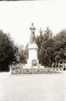 cca 1930 Budapest, Erzsébet királynő szobra, vintage üveglemez negatív, Kerny István (1879-1963) hagyatékából, 9x6 cm