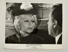 cca 1965 Öt magyar film 13 jelenete, 13 db feliratozott vintage fotó, 24x20 cm