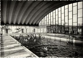 24 db MODERN főleg magyar és néhány külföldi városképes lap, pár motívumlap / 24 MODERN mostly Hunga...