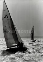 Balatoni vintage fotók, 6 db - részben feliratozott - fénykép, 17x23 cm és 40x30 cm között