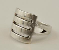 Ezüst(Ag) négysoros gyűrű, jelzett, méret: 59, nettó: 6,2 g