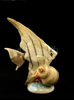 Kispesti Porcelángyár hal csigával, kézzel festett, jelzett, hibátlan, m:15 cm