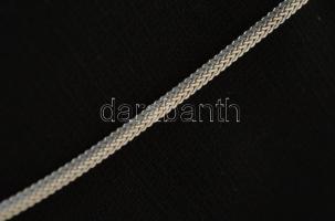 Ezüst(Ag) négyszögletes kígyó nyaklánc, jelzett, h: 42 cm, nettó: 10,6 g