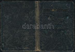 1942-1946 Magyar Királyi Államvasutak féláru-jegy váltására jogosító arcképes igazolvány, fényképpel...