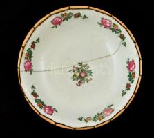 MZ Altrohlau porcelán tányér, matricás, jelzett, repedéssel, míves drótkerettel megerősítve, d: 30,5 cm