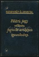1940-1941 Magyar Királyi Államvasutak féláru-jegy váltására jogosító arcképes igazolványa, fényképpel, érvényesítő bélyegekkel, katona részére, bőrtokban.