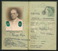 1937-1939 Bp., A Magyar Királyság által kiállított fényképes útlevél, katonatiszt részére, 1938-as é...