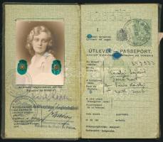1937-1945 Bp., A Magyar Királyság által kiállított fényképes útlevél, katonatiszt feleségének a rész...