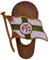 DN FTC (Ferencvárosi Torna Club) zománcozott fém gomblyukjelvény + 1975. évi zsebnaptár + 1994. Belépő az FTC Stadion C szektorába T:2- zománchiba