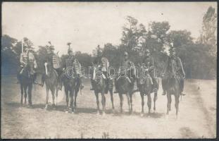 1921 Huszárcsapat a Ludovika Akadémia ellenforradalmi ünnepségén, 1919. június 24. felkelés emlékére rendezett ünnepség, 1921. június 24., a hátoldalon feliratozva, fotólap, 9x14 cm.