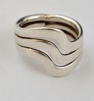 Ezüst(Ag) hullámos hármas gyűrű, jelzett, méret: 53, nettó: 7,2 g